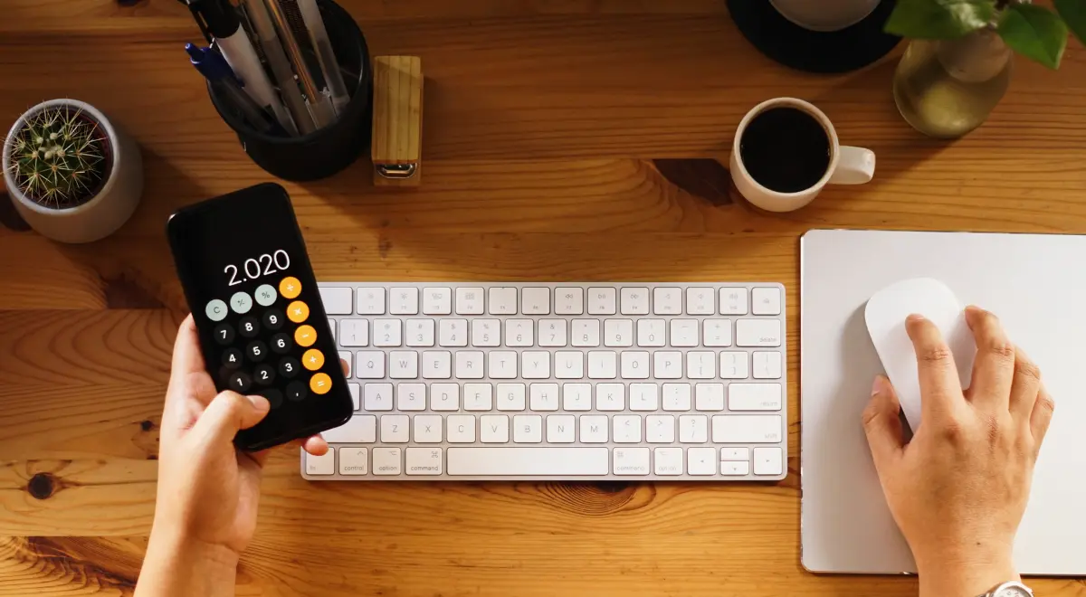 Calculadora de dias trabalhados - Imagem de Freepik