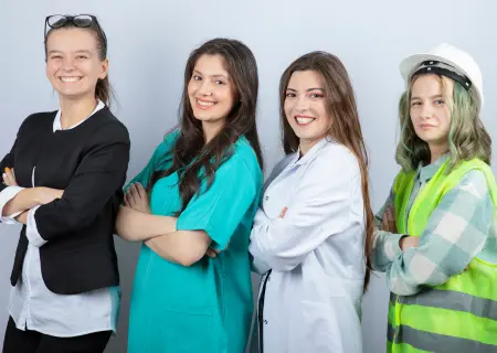 Executiva, enfermeira, médica e engenheira - Imagem de Freepik
